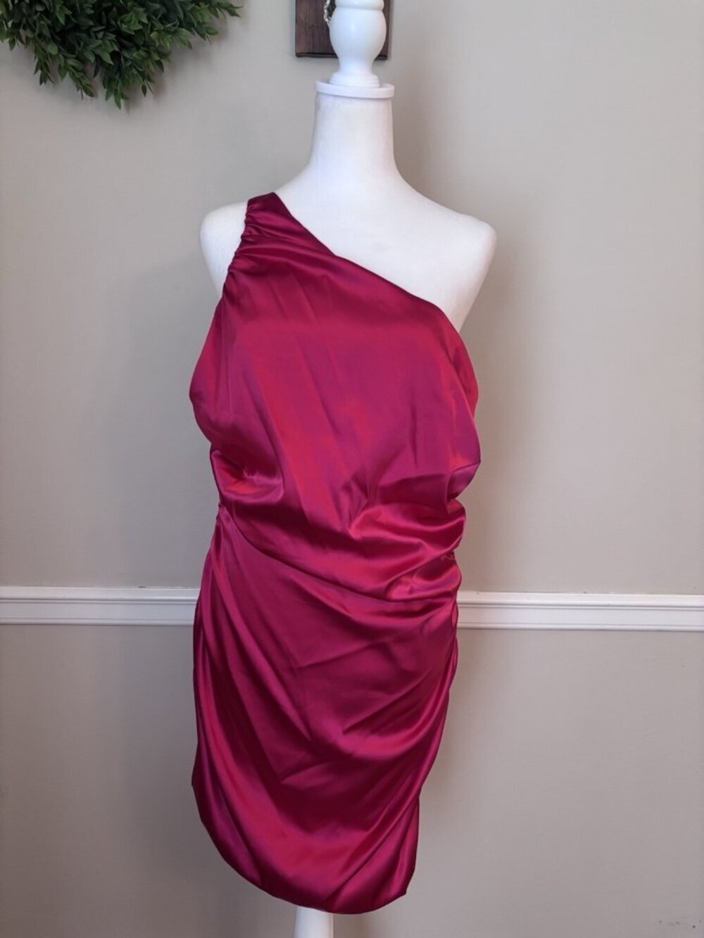 NWT Alyce Paris Size 14 Homecoming Dress Red One Shoulder Ruched Style #4566